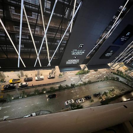 Downtown Holiday'S - 1 Min To Dubai Mall & Burj Khalifa Pansiyon Dış mekan fotoğraf