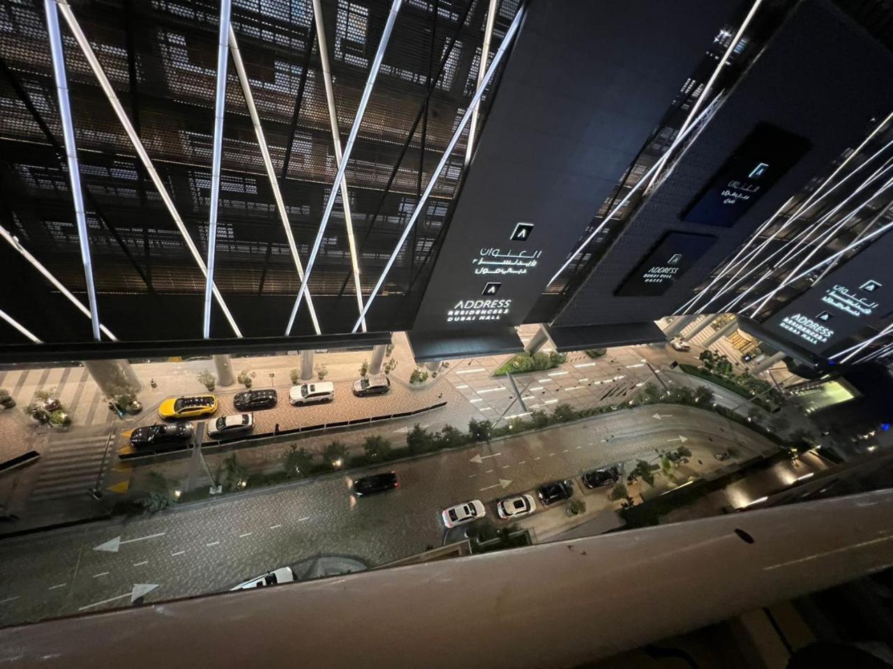 Downtown Holiday'S - 1 Min To Dubai Mall & Burj Khalifa Pansiyon Dış mekan fotoğraf